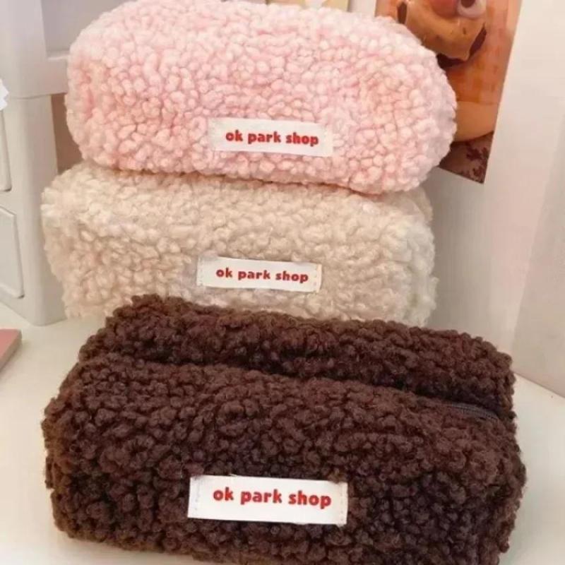 Kuzu Peluş Saklama Çantası Bas - Aesthetic Large Pencil Case Pouch incelemesi ve fiyatı