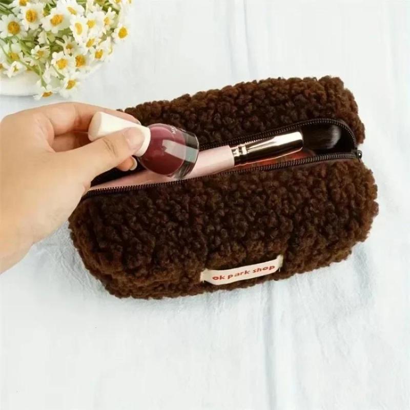 Kuzu Peluş Saklama Çantası Bas - Aesthetic Large Pencil Case Pouch incelemesi ve fiyatı